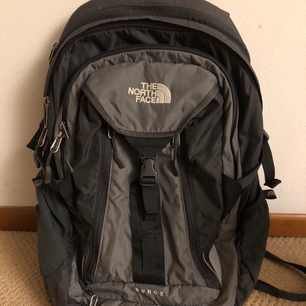 EUC Men’s North Face Surge backpack